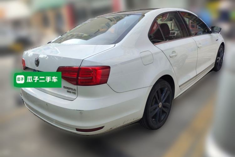 Used Volkswagen Sagitar 2018 280TSI DSG Luxury Model Rear Right 45 Deg
