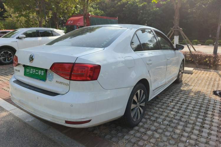 Used Volkswagen Sagitar 2018 1.6L Automatic Comfort Model Rear Right 45 Deg