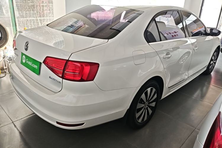 Used Volkswagen Sagitar 2018 280TSI DSG Comfort Model Rear Right 45 Deg