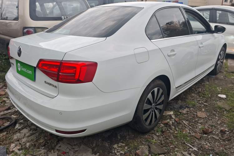 Used Volkswagen Sagitar 2018 1.6L Automatic Comfort Model Rear Right 45 Deg