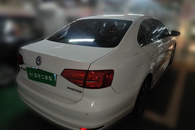 Used Volkswagen Sagitar 2018 1.6L Automatic Comfort Model Rear Right 45 Deg