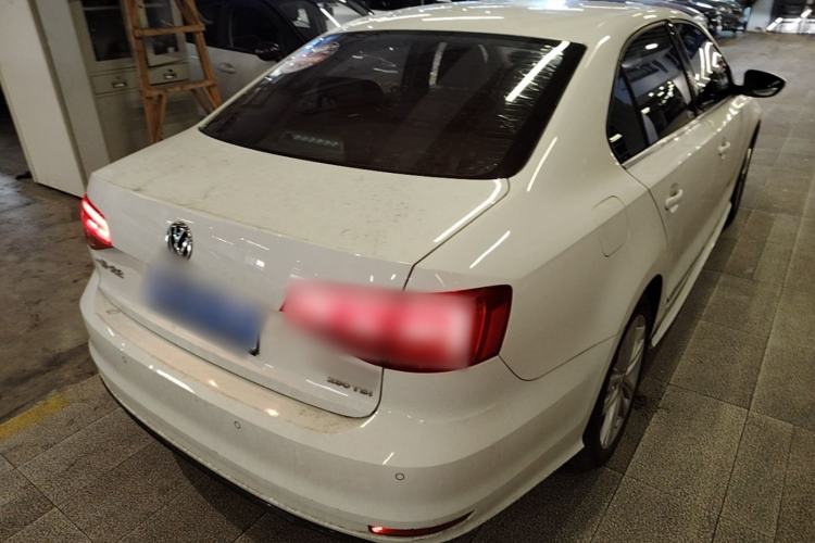 Used Volkswagen Sagitar 2018 280TSI DSG Ignite Edition Rear Right 45 Deg