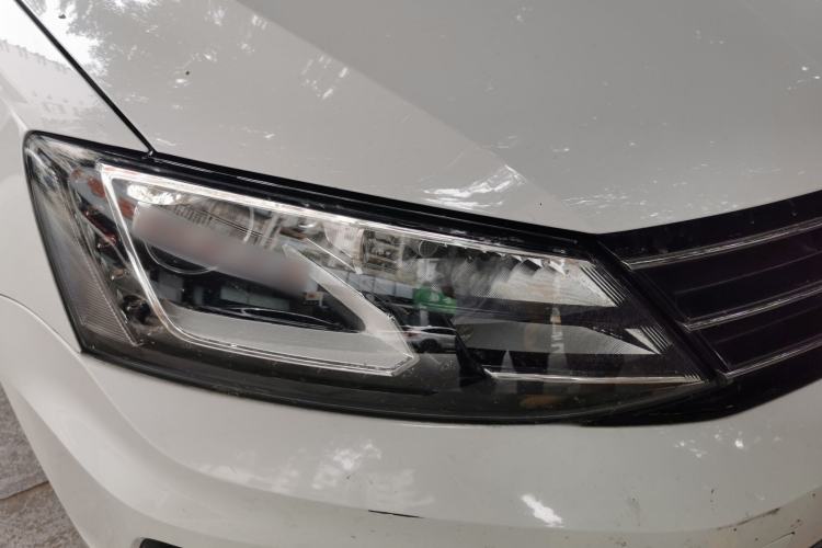 Used Volkswagen Sagitar 2018 280TSI DSG Ignite Edition Right Front Headlight