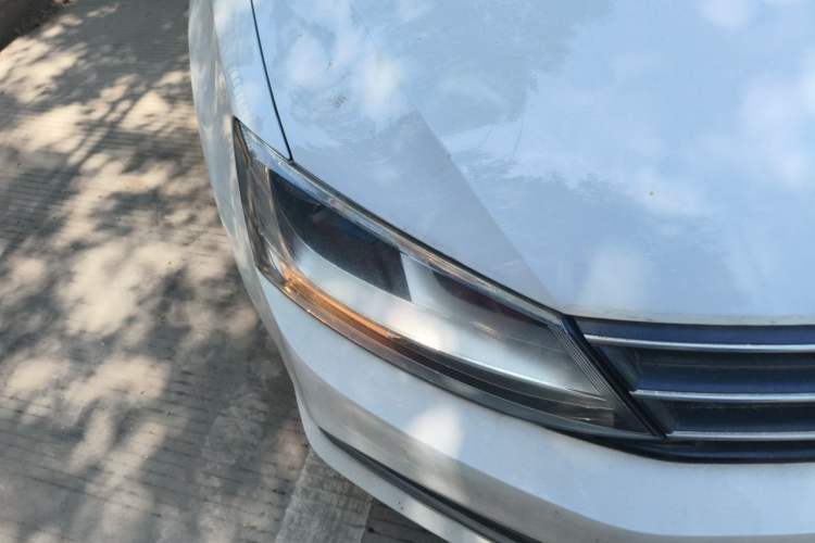Used Volkswagen Sagitar 2018 180TSI DSG Prestige Edition Right Front Headlight