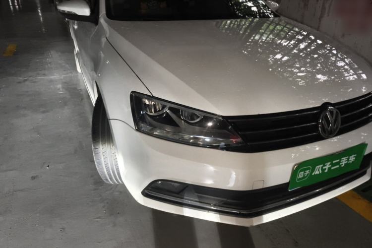 Used Volkswagen Sagitar 2018 280TSI DSG Comfort Model Right Front Headlight