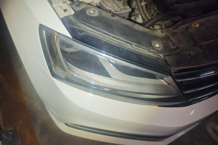 Used Volkswagen Sagitar 2018 180TSI DSG Prestige Edition Right Front Headlight