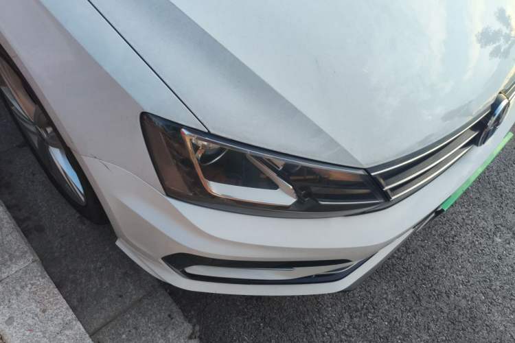Used Volkswagen Sagitar 2018 280TSI DSG Ignite Edition Right Front Headlight