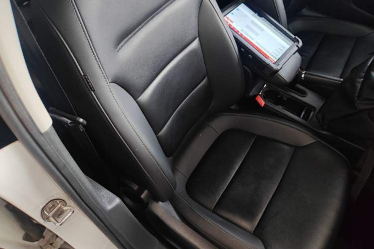 Used Volkswagen Sagitar 2018 280TSI DSG Comfort Model Right Front Seat