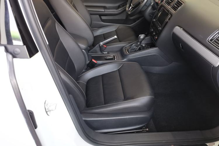 Used Volkswagen Sagitar 2018 280TSI DSG Comfort Model Right Front Seat