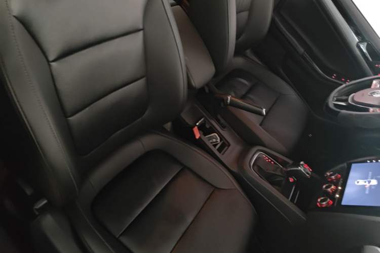 Used Volkswagen Sagitar 2018 1.6L Automatic Comfort Model Right Front Seat