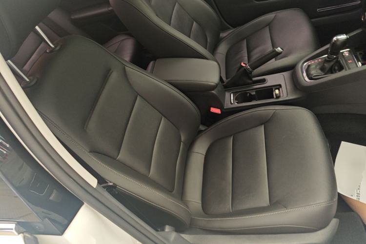 Used Volkswagen Sagitar 2018 280TSI DSG Comfort Model Right Front Seat