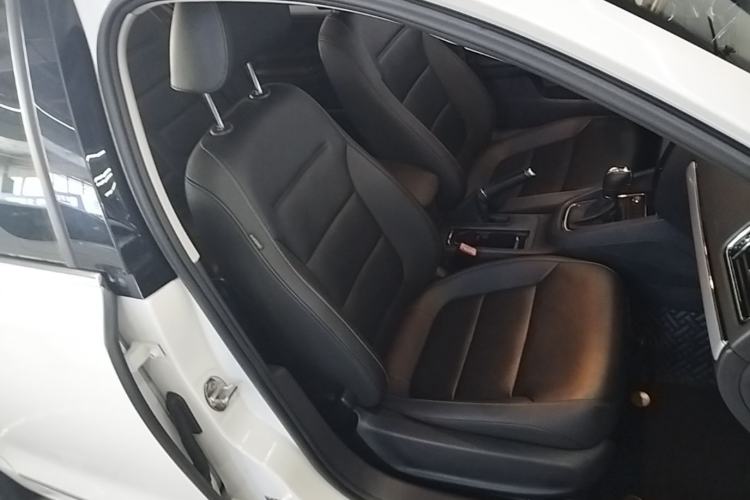 Used Volkswagen Sagitar 2018 180TSI DSG Prestige Edition Right Front Seat