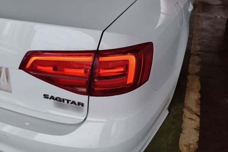 Used Volkswagen Sagitar 2018 280TSI DSG Ignite Edition Right Rear Taillight