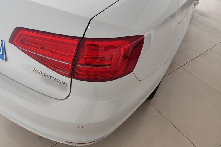 Used Volkswagen Sagitar 2018 280TSI DSG Comfort Model Right Rear Taillight