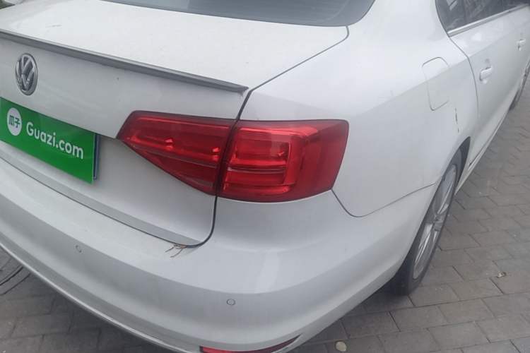 Used Volkswagen Sagitar 2018 280TSI DSG Luxury Model Right Rear Taillight