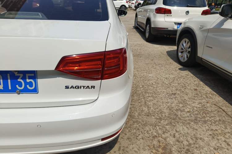 Used Volkswagen Sagitar 2018 1.6L Automatic Comfort Model Right Rear Taillight