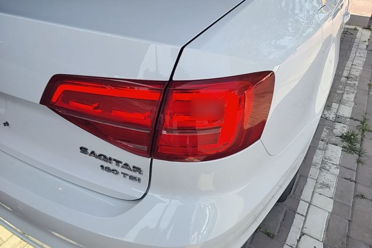 Used Volkswagen Sagitar 2018 180TSI DSG Prestige Edition Right Rear Taillight