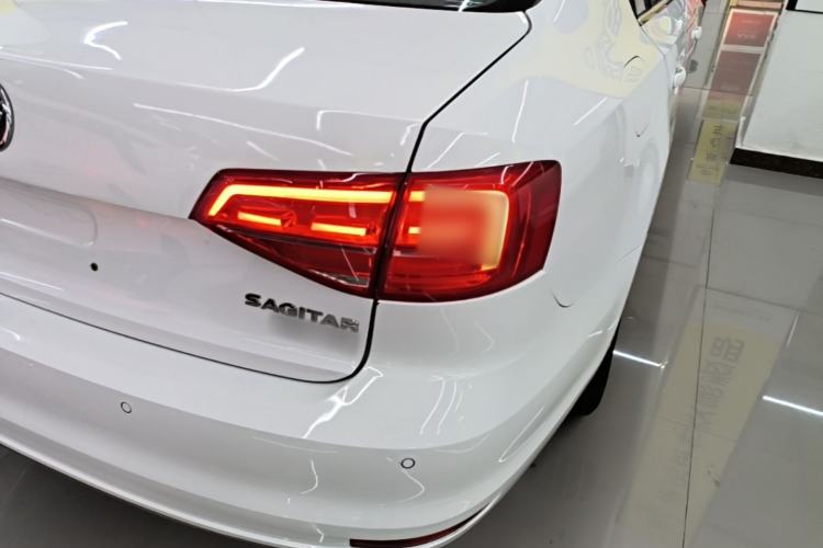 Used Volkswagen Sagitar 2018 280TSI DSG Comfort Model Right Rear Taillight
