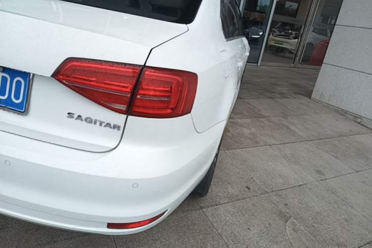 Used Volkswagen Sagitar 2018 1.6L Automatic Comfort Model Right Rear Taillight