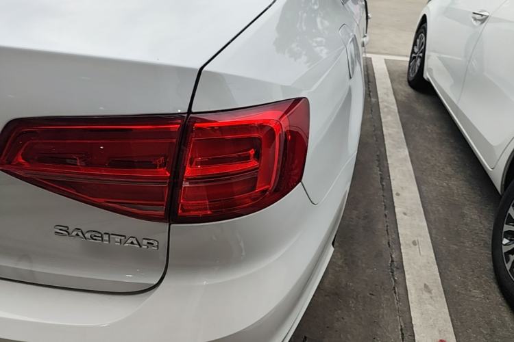 Used Volkswagen Sagitar 2018 280TSI DSG Ignite Edition Right Rear Taillight