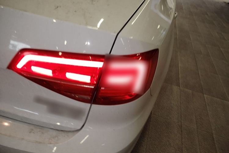 Used Volkswagen Sagitar 2018 280TSI DSG Ignite Edition Right Rear Taillight