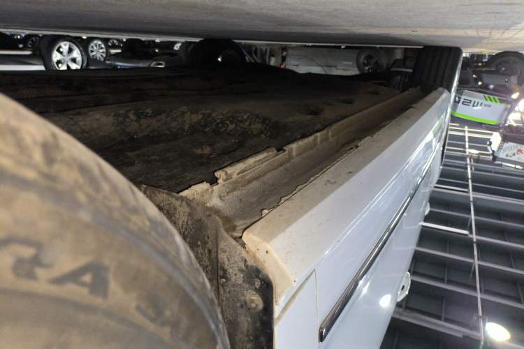 Used Volkswagen Sagitar 2018 280TSI DSG Ignite Edition Right Side Sill