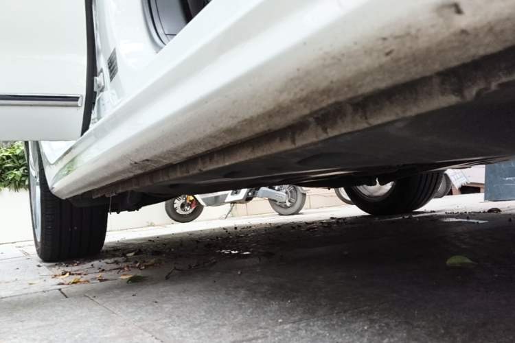 Used Volkswagen Sagitar 2018 280TSI DSG Comfort Model Right Side Sill