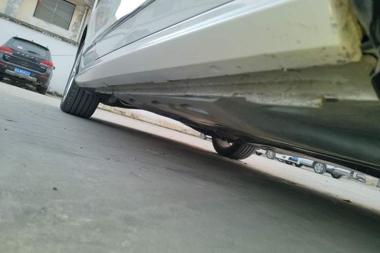 Used Volkswagen Sagitar 2018 280TSI DSG Ignite Edition Right Side Sill