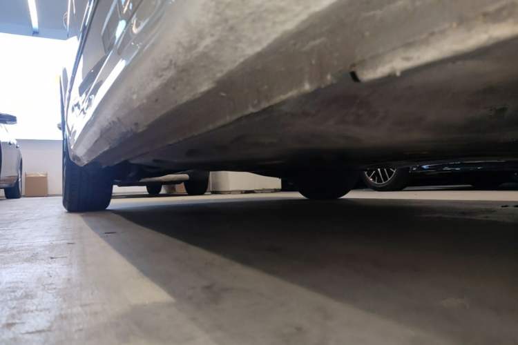 Used Volkswagen Sagitar 2018 1.6L Automatic Comfort Model Right Side Sill