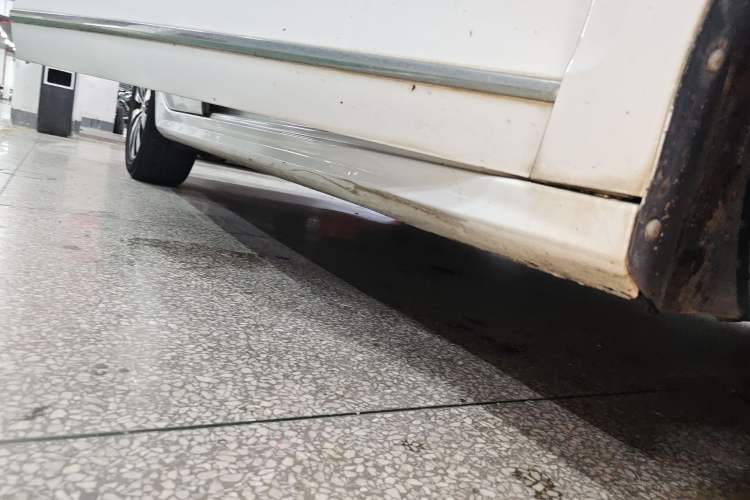 Used Volkswagen Sagitar 2018 180TSI DSG Prestige Edition Right Side Sill