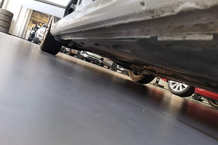 Used Volkswagen Sagitar 2018 280TSI DSG Comfort Model Right Side Sill