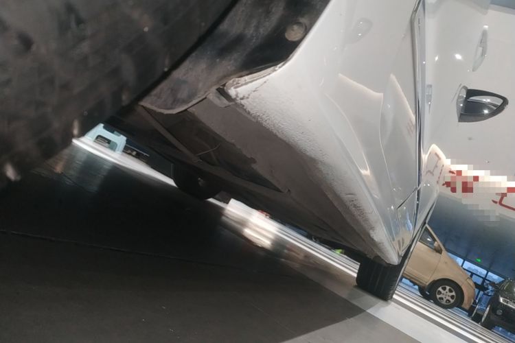 Used Volkswagen Sagitar 2018 280TSI DSG Comfort Model Right Side Sill