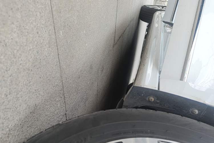 Used Volkswagen Sagitar 2018 1.6L Automatic Comfort Model Right Side Sill