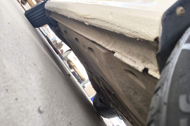 Used Volkswagen Sagitar 2018 1.6L Automatic Comfort Model Right Side Sill