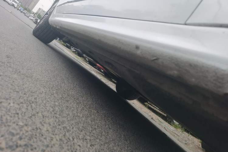 Used Volkswagen Sagitar 2018 1.6L Automatic Comfort Model Right Side Sill