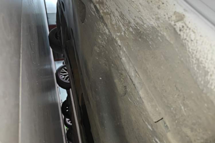 Used Volkswagen Sagitar 2018 1.6L Automatic Comfort Model Right Side Sill