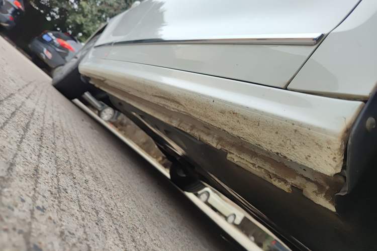 Used Volkswagen Sagitar 2018 180TSI DSG Prestige Edition Right Side Sill