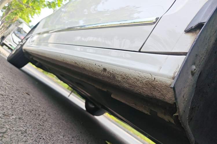 Used Volkswagen Sagitar 2018 1.6L Automatic Comfort Model Right Side Sill