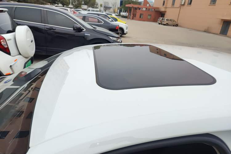 Used Volkswagen Sagitar 2018 180TSI DSG Prestige Edition Roof