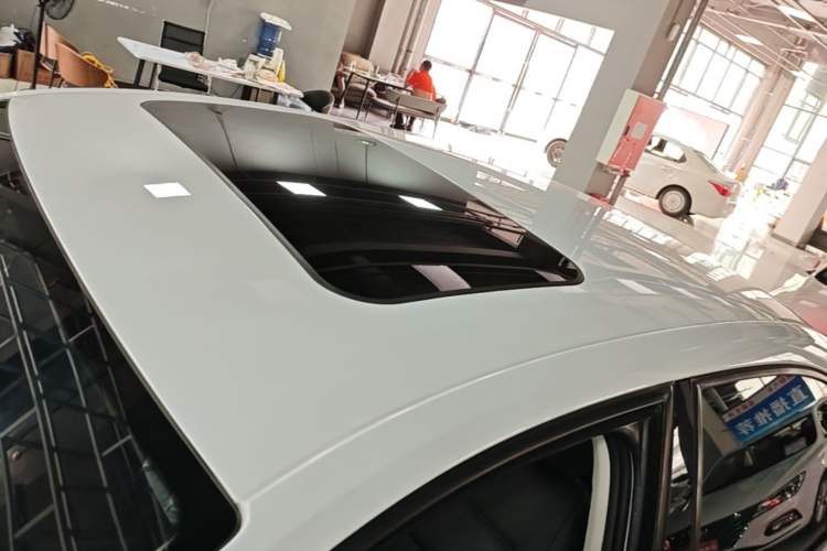 Used Volkswagen Sagitar 2018 1.6L Automatic Comfort Model Roof