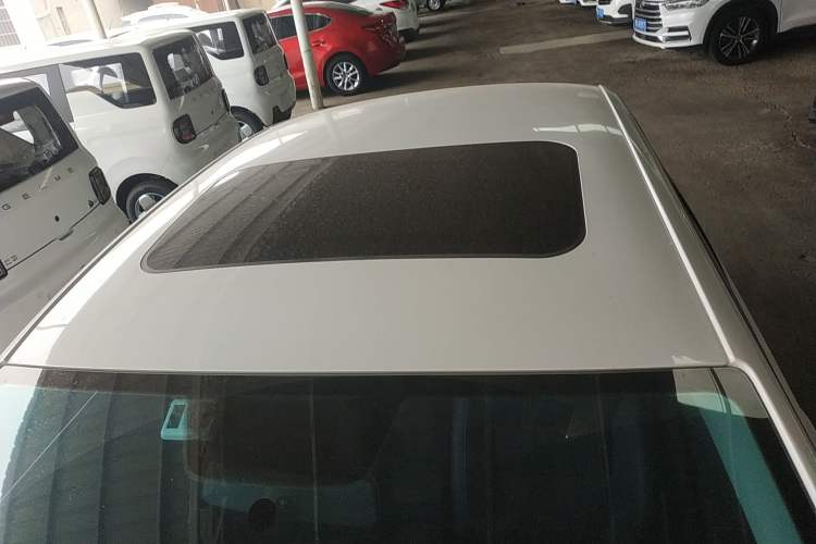 Used Volkswagen Sagitar 2018 280TSI DSG Comfort Model Roof