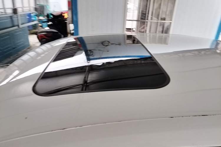 Used Volkswagen Sagitar 2018 1.6L Automatic Comfort Model Roof