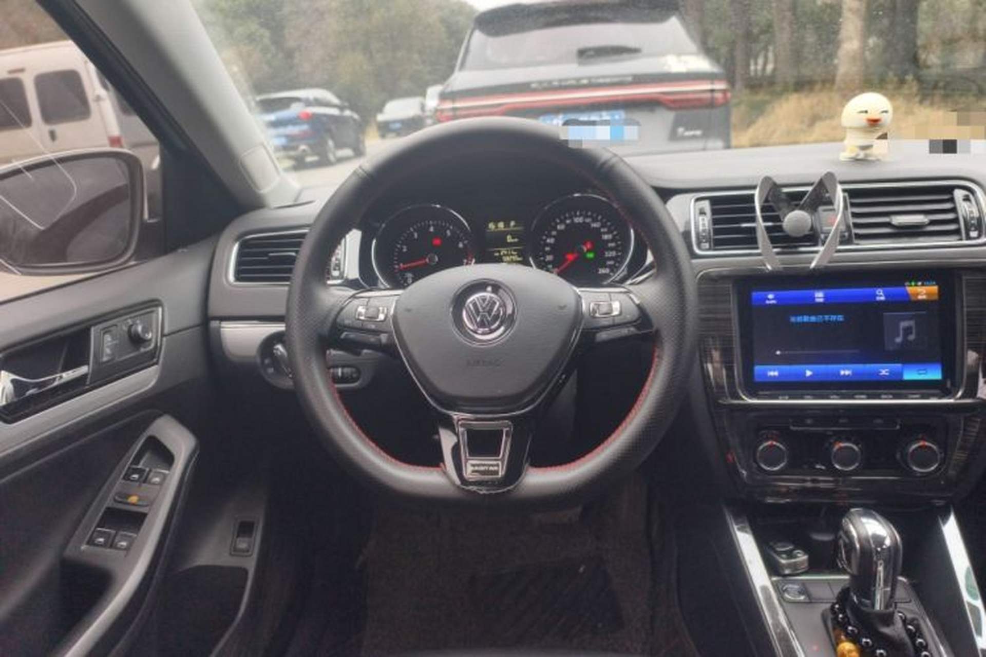 Used Volkswagen Sagitar 2018 1.6L Automatic Comfort Model Steering Wheel