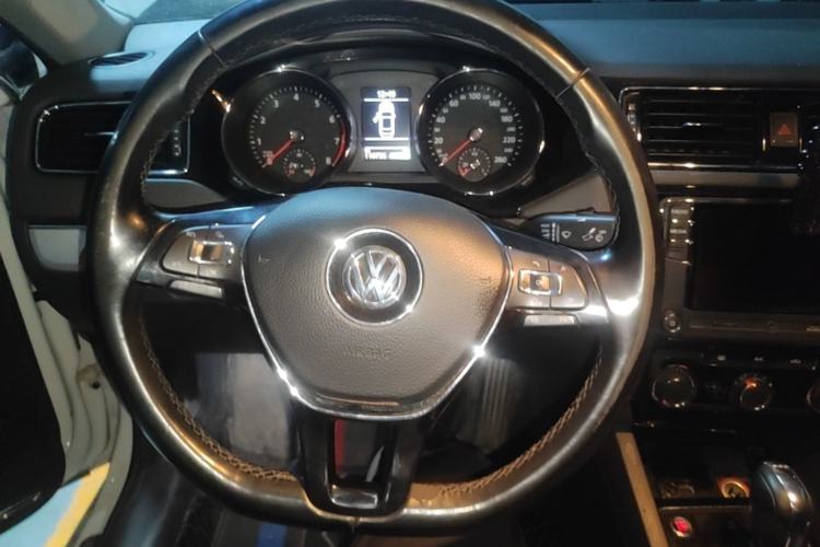 Used Volkswagen Sagitar 2018 280TSI DSG Comfort Model Steering Wheel