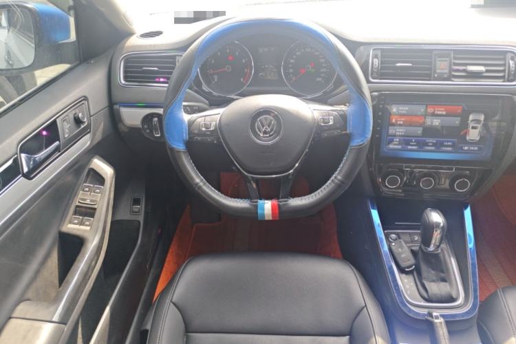 Used Volkswagen Sagitar 2018 1.6L Automatic Comfort Model Steering Wheel