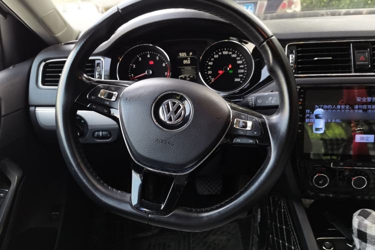 Used Volkswagen Sagitar 2018 1.6L Automatic Comfort Model Steering Wheel