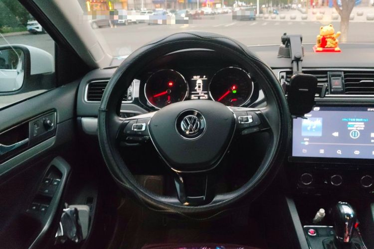 Used Volkswagen Sagitar 2018 280TSI DSG Ignite Edition Steering Wheel