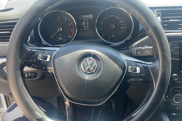 Used Volkswagen Sagitar 2018 280TSI DSG Comfort Model Steering Wheel