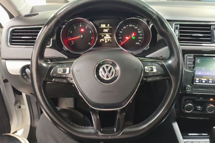 Used Volkswagen Sagitar 2018 1.6L Automatic Comfort Model Steering Wheel
