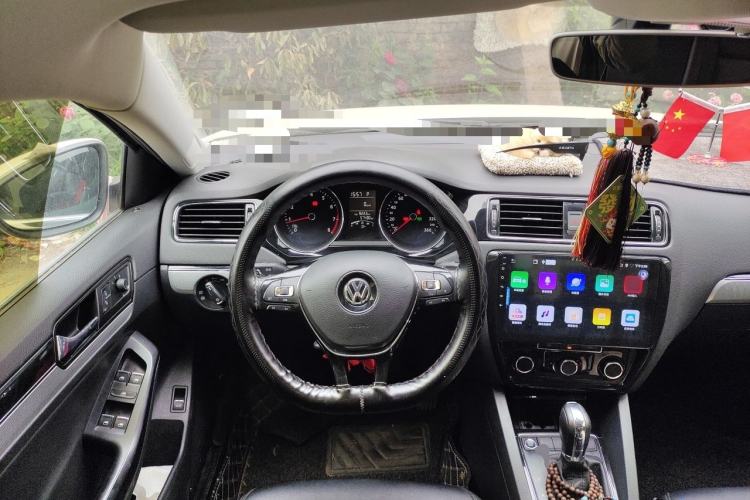 Used Volkswagen Sagitar 2018 1.6L Automatic Comfort Model Steering Wheel